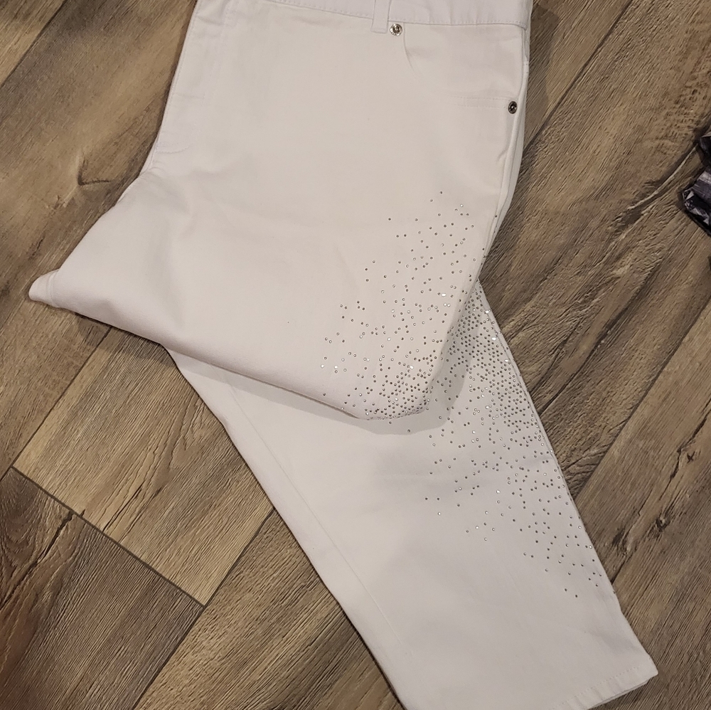 Chicos "So Slimming" embellished pant sparkle